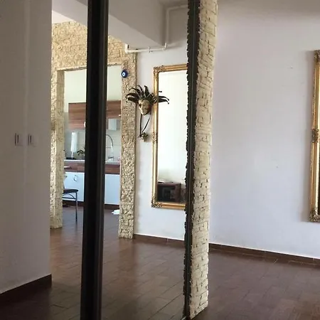 Mavi Rezidential Apartman Konstanca